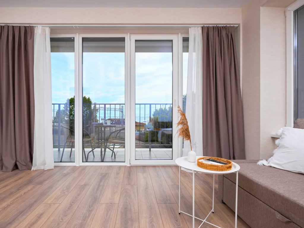 Двухкомнатная квартира с прямым видом на море в ЖК Каравелла Портигали