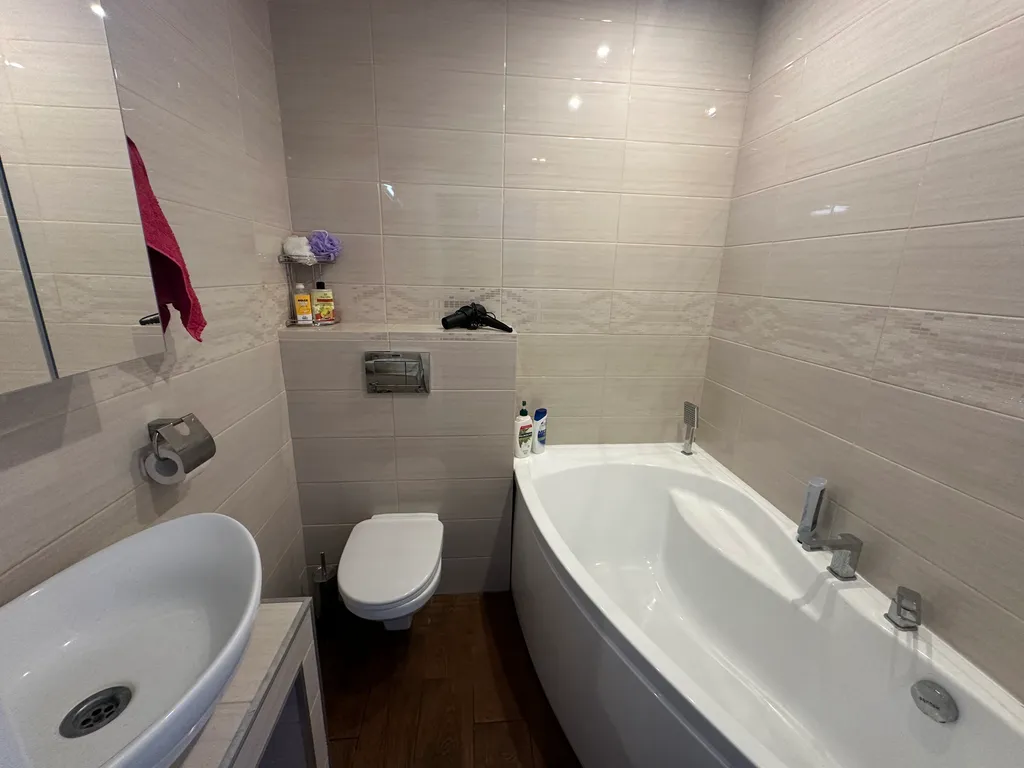 4-комнатный Дом