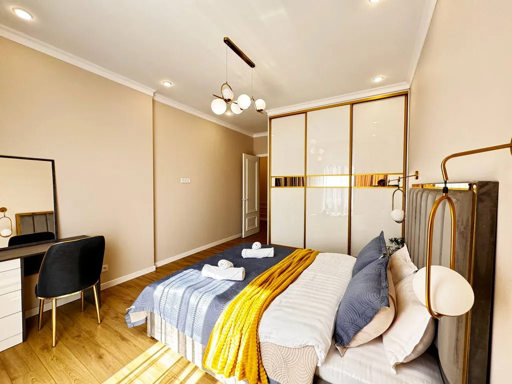 2 комнатная в ЖК 4YOU, рядом с ТЦ MEGA, кв 22