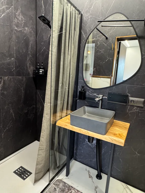 Коттедж Коттедж №5 шестиместный — Светлое