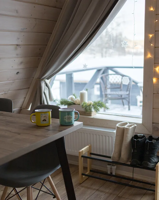 Дом с видом на озеро рядом с Ладожскими шхерами