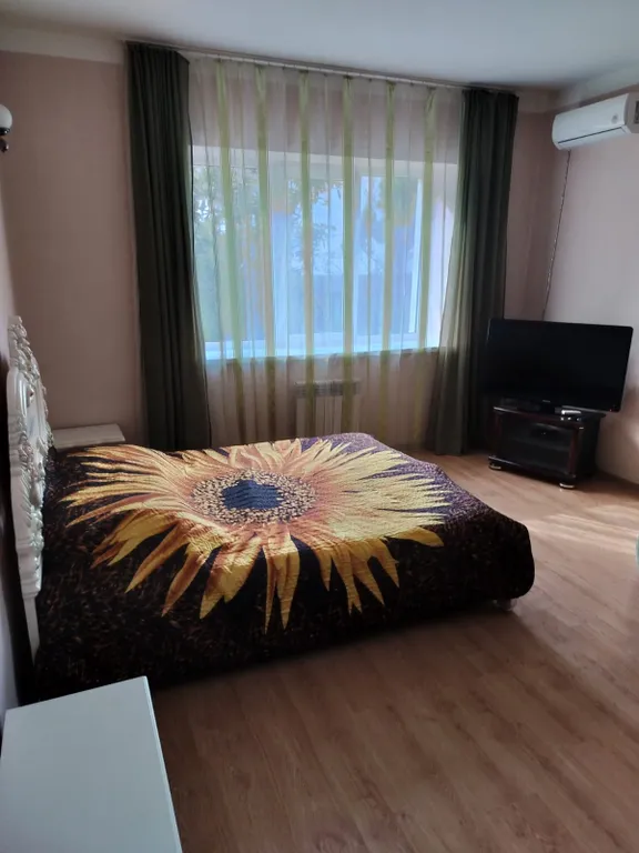 Квартира Комната — аренда посуточно в Орёл-Изумруд