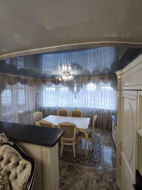 Просторная квартира для большой семьи или компании