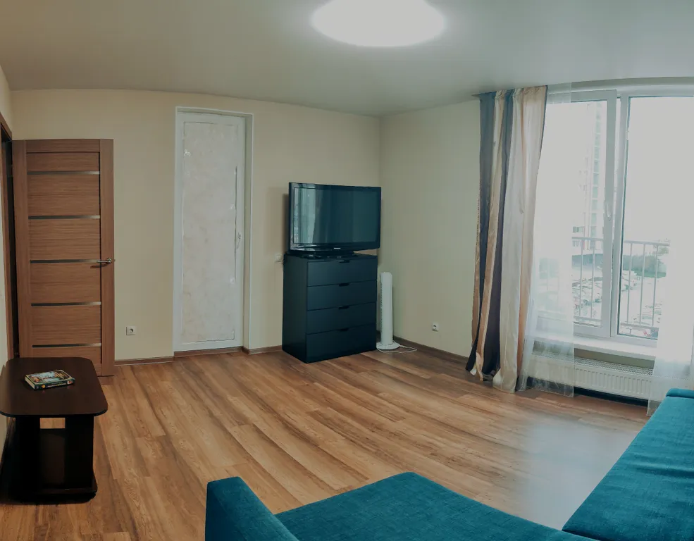 Двухкомнатная квартира Студенческая Сибирь-Арена Областная Больница