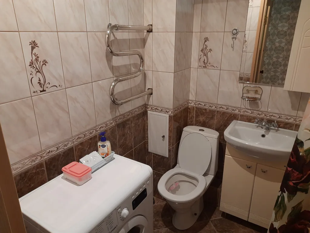 Солнечная, тихая квартира рядом с центром города