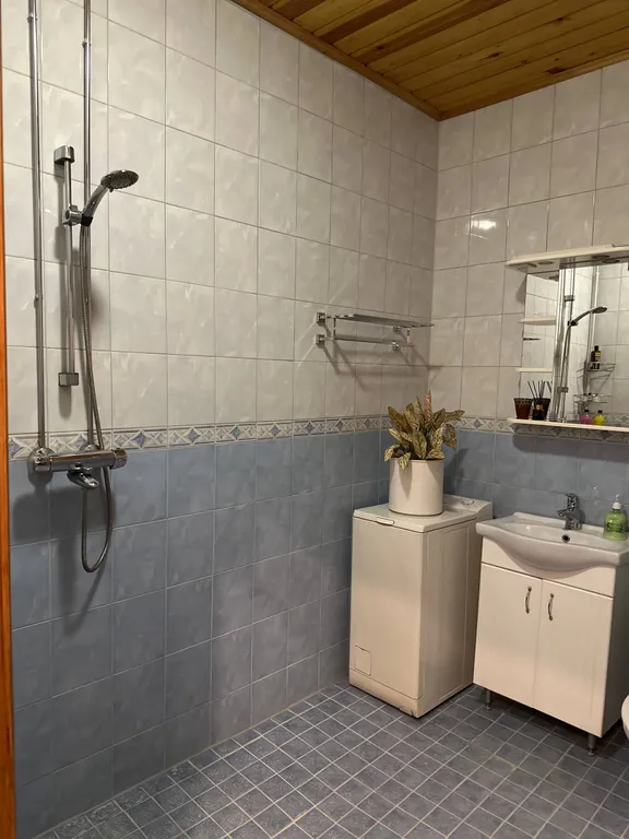 Дом c финской дровяной сауной и отдельной баней в Карелии