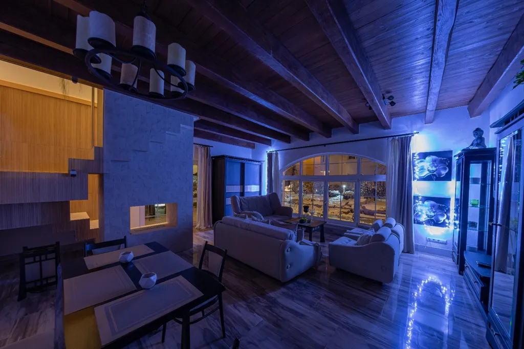 Вилла дзен с ванной спа и террасой с видом на сад