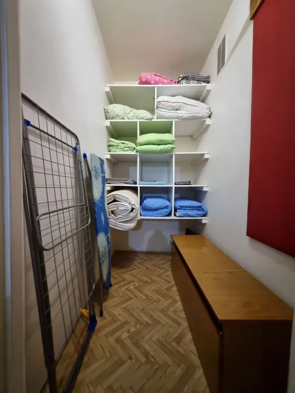 Уютнaя 1-кoмнатнaя квартира рядом с больницей и авто, жд вокзалом