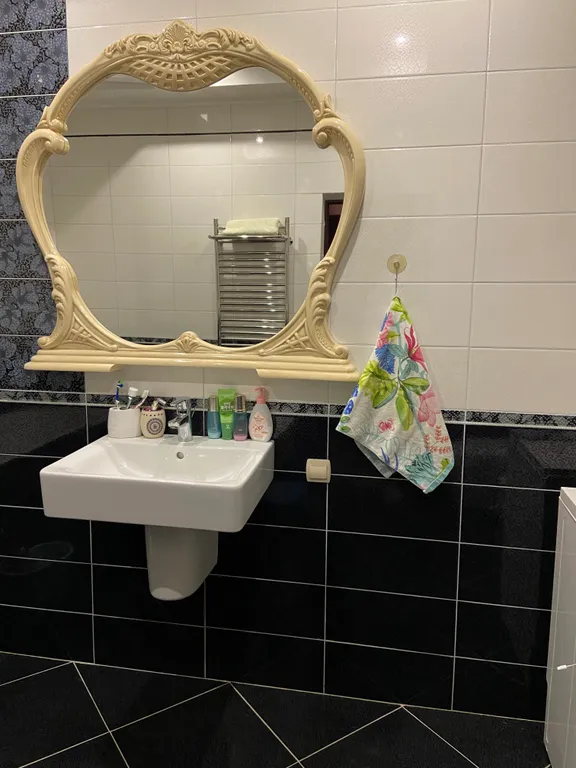 Уютная квартира в центре города с видом на Успенскую церковь