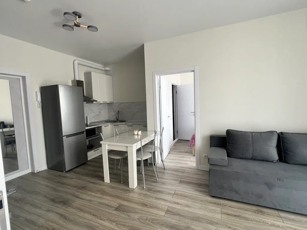 Видовая евротрехкомнатная квартира