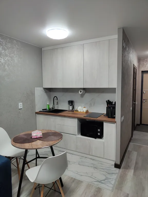 Студия с отличной мебелью и ремонтом