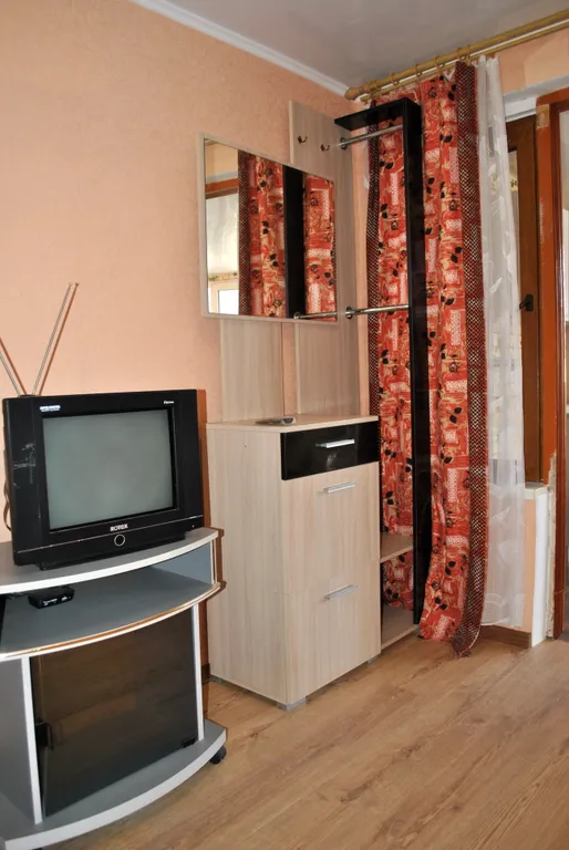 3хкомнатный дом в два этажа 80квм