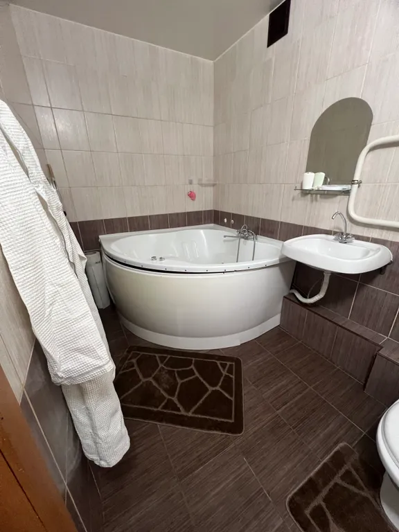 Квартира Уютная квартира с джакузи. — Красноярск