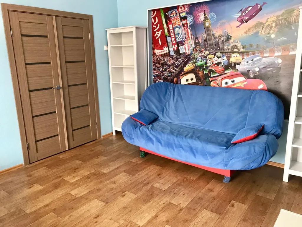 Квартира Квартира Трёшка с видом на реку, аквапарк, зоопарк, больницу — Новосибирск