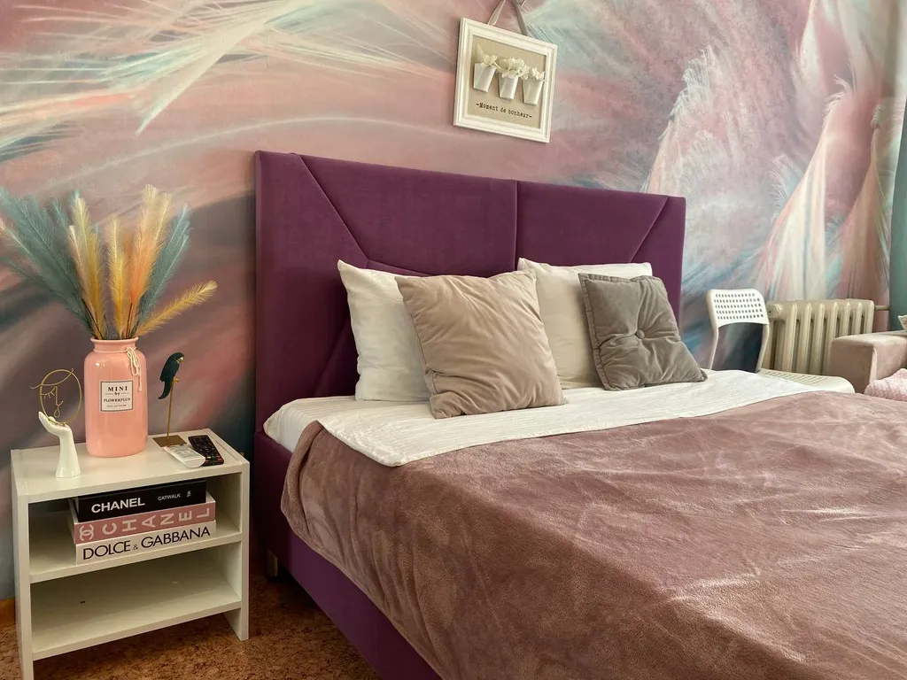 Квартира возле Перенатального центра , обл. Больницы,  Ледовой Арены .