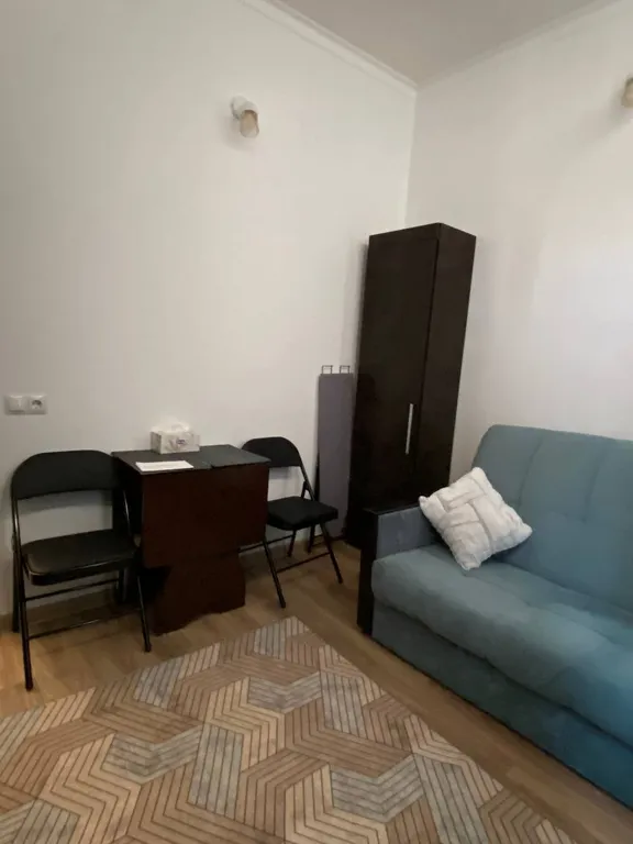 Уютная квартира в самом центре.
Есть все Отчётные документы