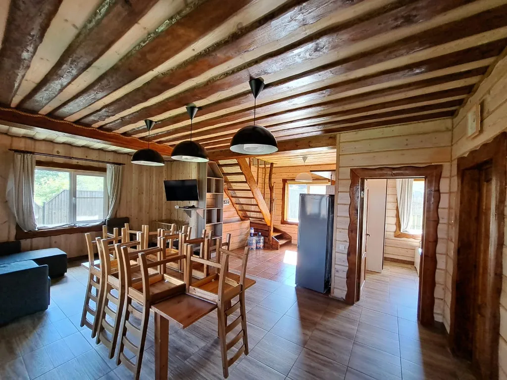 Коттедж на берегу озера