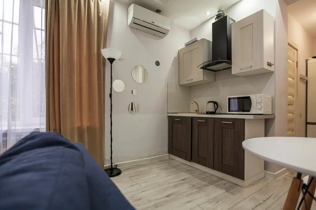 Квартира Квартира Уютная студия у моря с теплым бассейном — Сириус