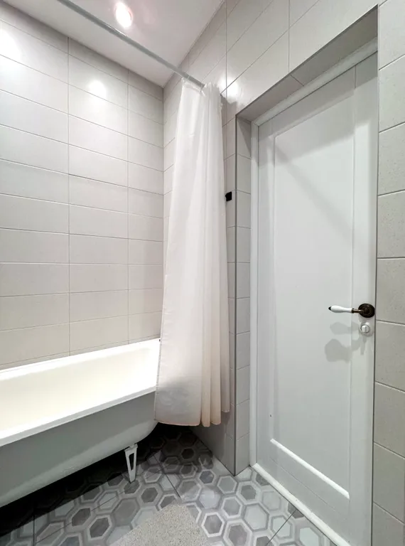 Центр, 3 комнаты, отличный ремонт! Удобные спальные места.