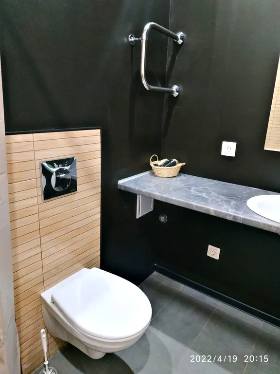 Комфортные апартаменты рядом с метро