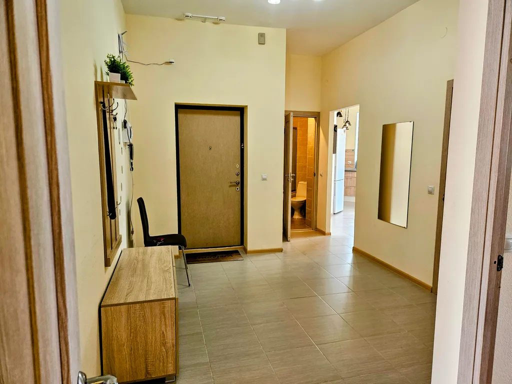 Просторная 80кв евро-трёшка с двумя сан узлами рядом с метро