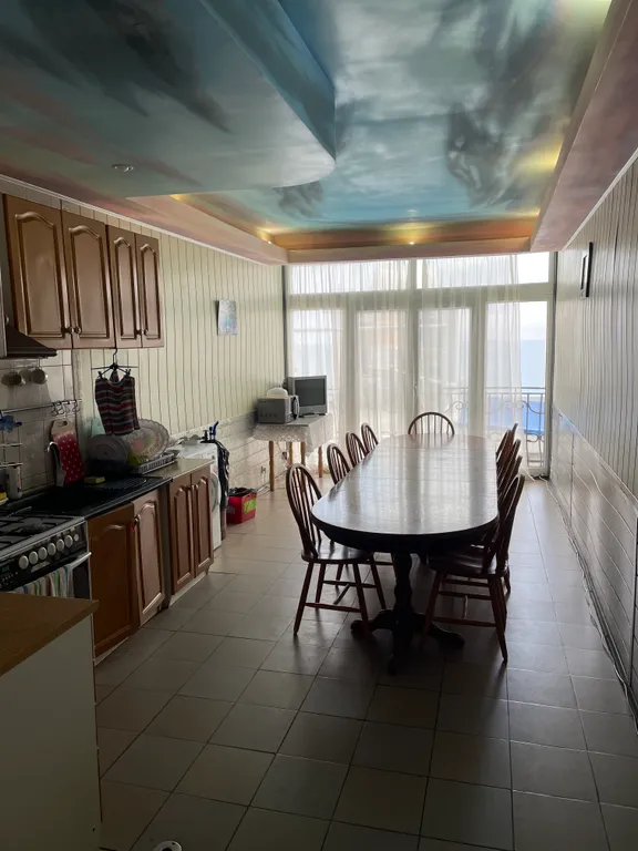 Дом на берегу моря