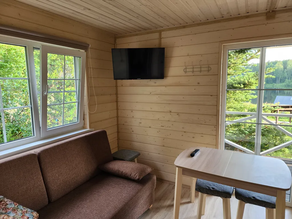 Апартамент с террасой и видом на озеро