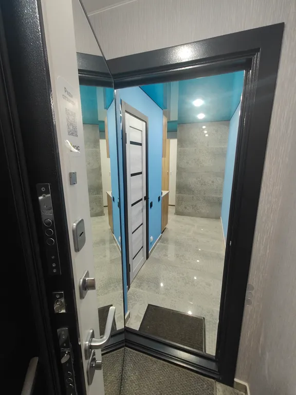 Квартира Отличная студия напротив Сибади в центре Нефтяников — Омск