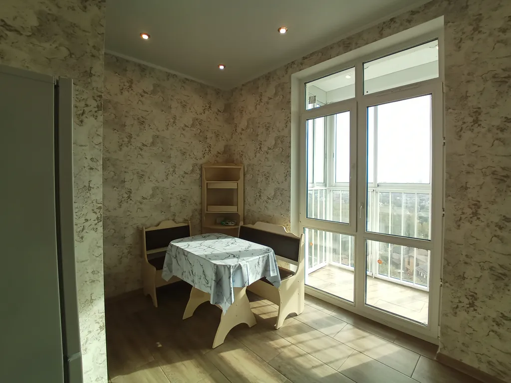 Свежая двушка в шаге от метро