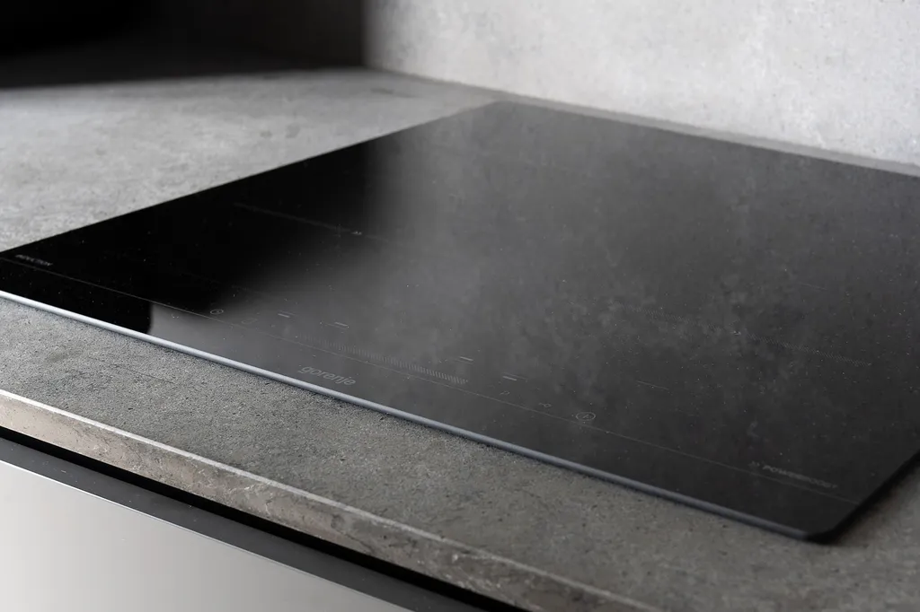 Новый панорамный апартамент с видом на море и Золотой Мост