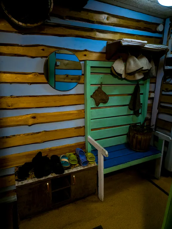 Дом с баней на берегу озера