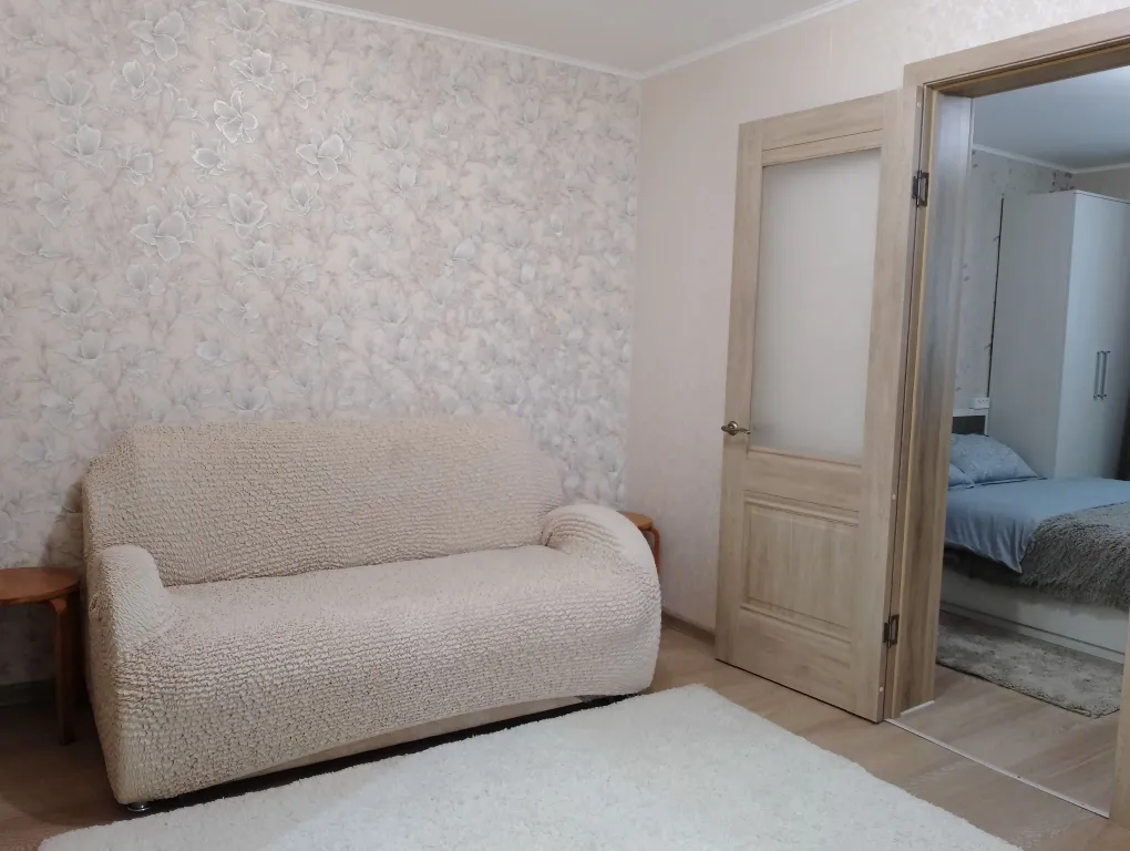 Уютная квартира с современным ремонтом в спальном районе