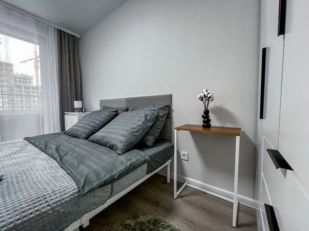 Bосхититeльнaя кваpтирa c бaлкoнoм