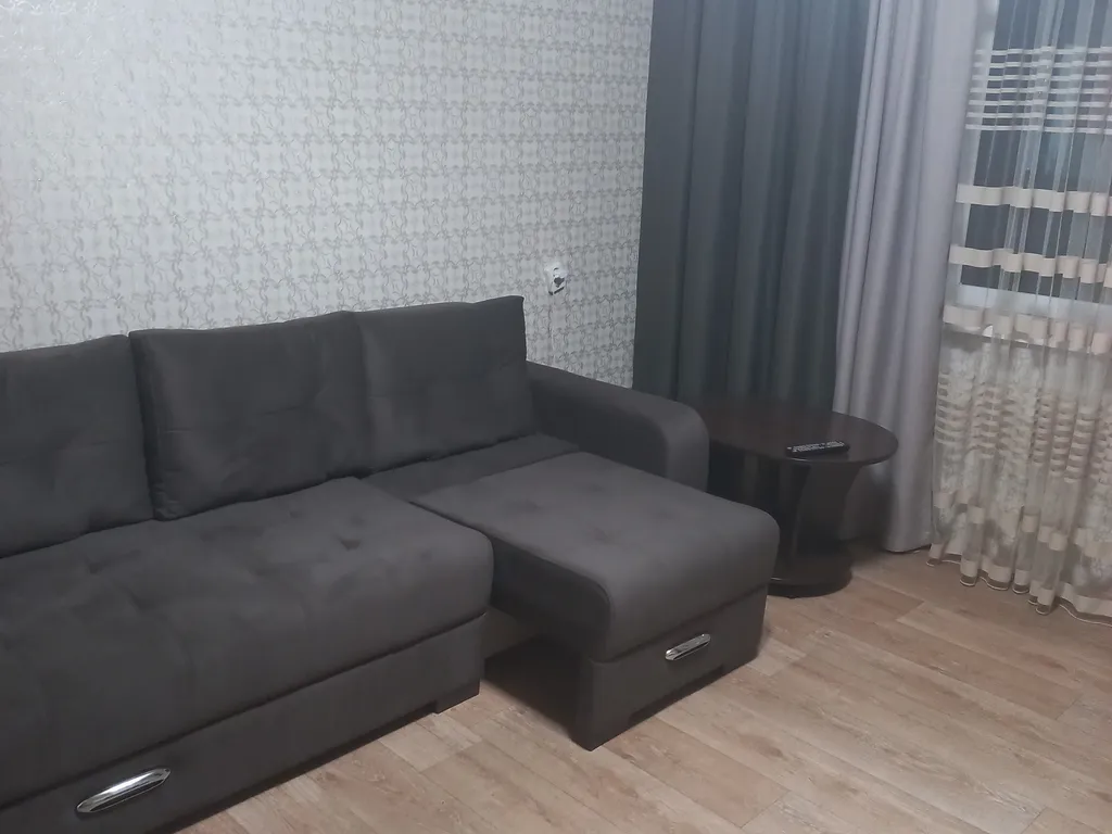 4-комнатная Квартира — аренда посуточно в Саяногорск