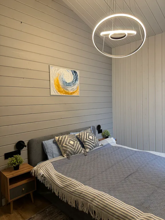 Коттедж Уютный коттедж с сауной и купелью — Бугры