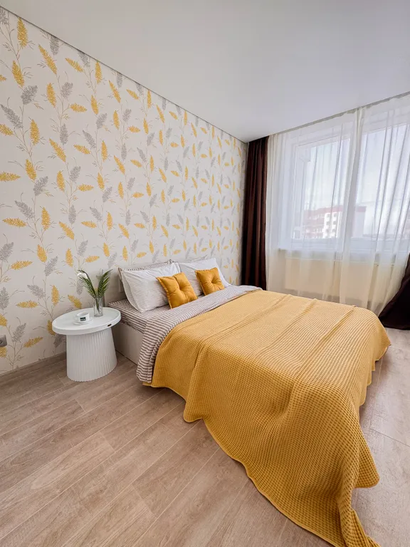 Большая квартира рядом с Планетой