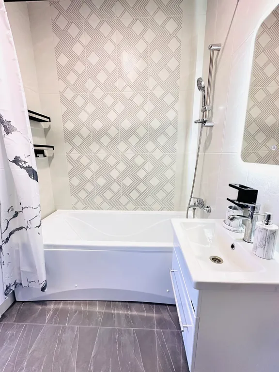 2 комнатная люкс квартира на море с бассейном