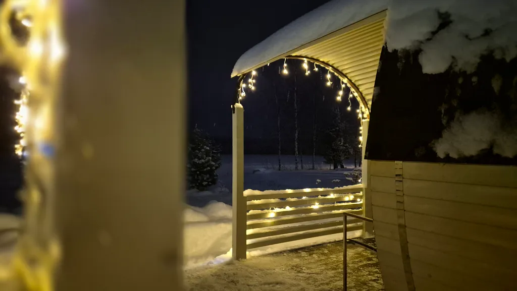 Коттедж Уютнейший дом с роскошным видом на озеро — Ларионово