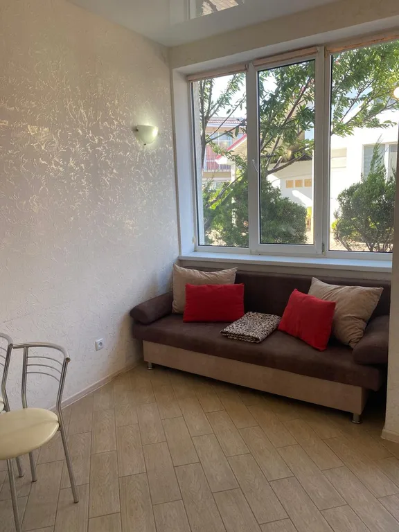 Приятный коттедж-таунхаус