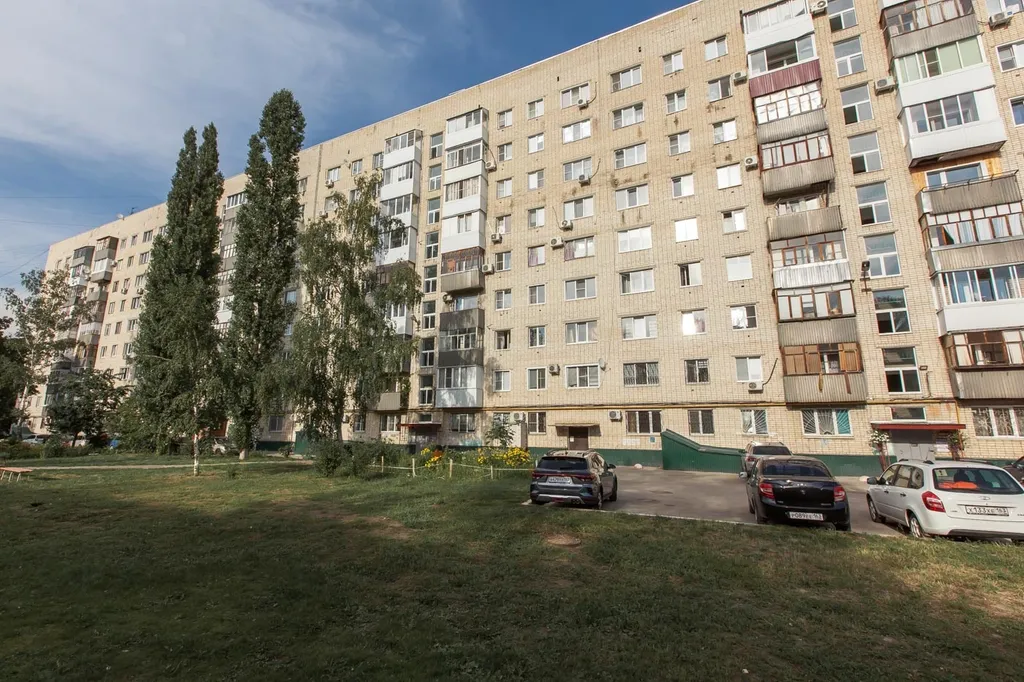 Просторная трешка в историческом доме-музее.