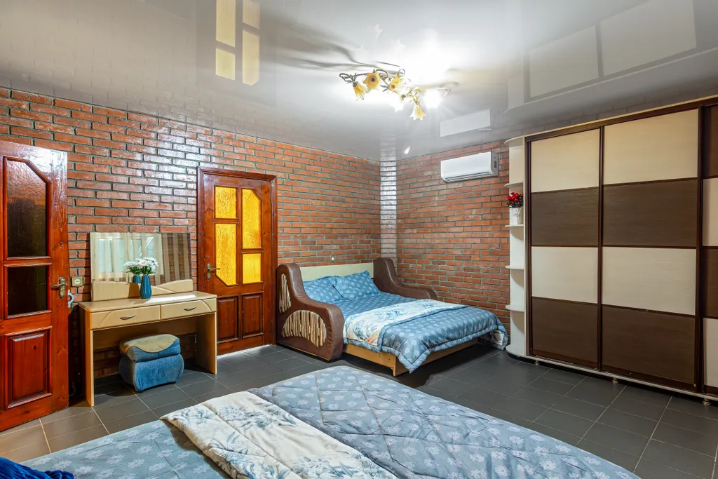 Дом с бассейном и русской баней