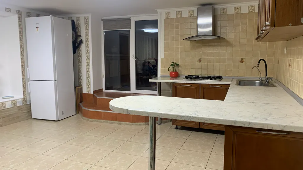 Уютный дом у моря