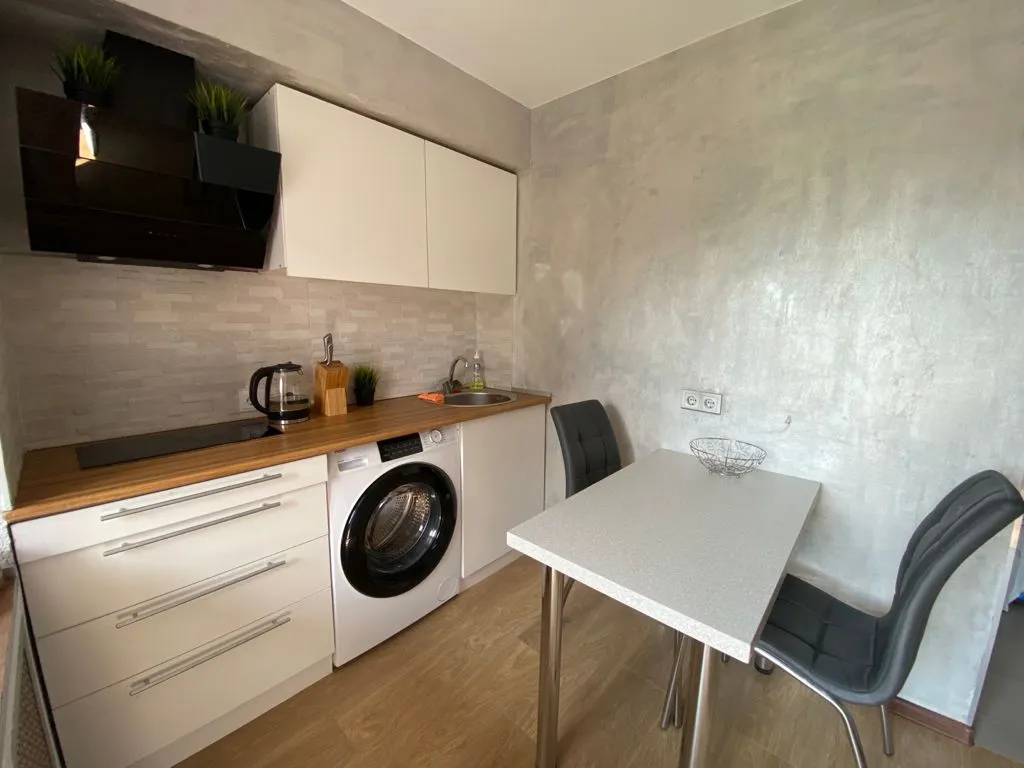 Уютная квартира с видом на горы, для отдыха и удаленной работы.