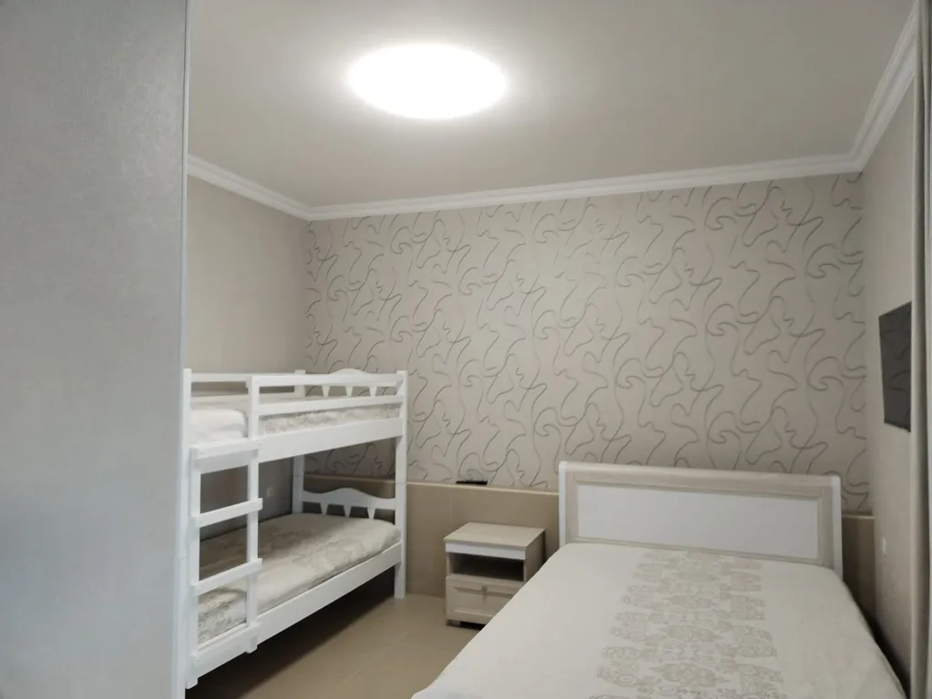 Квартира Комната — аренда посуточно в Лоо