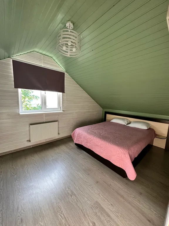 Загородный дом с бассейном и сауной