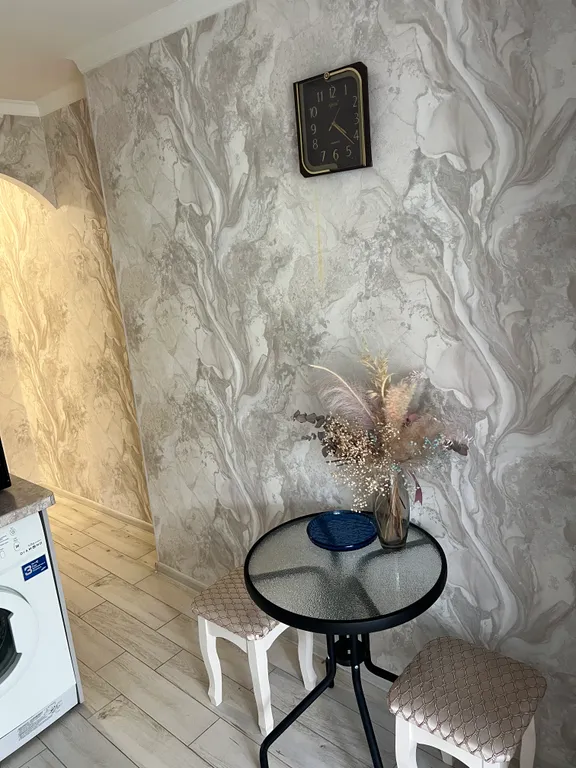 Уютная квартира в центре города с видом на горы