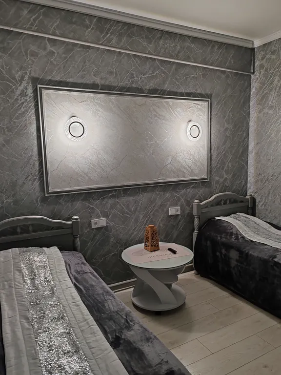 Уютная двухкомнатная квартира с отдельным входом в центре района