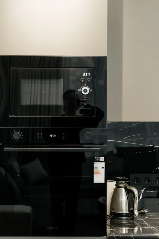 Уютная трешка с красивым видом на горы