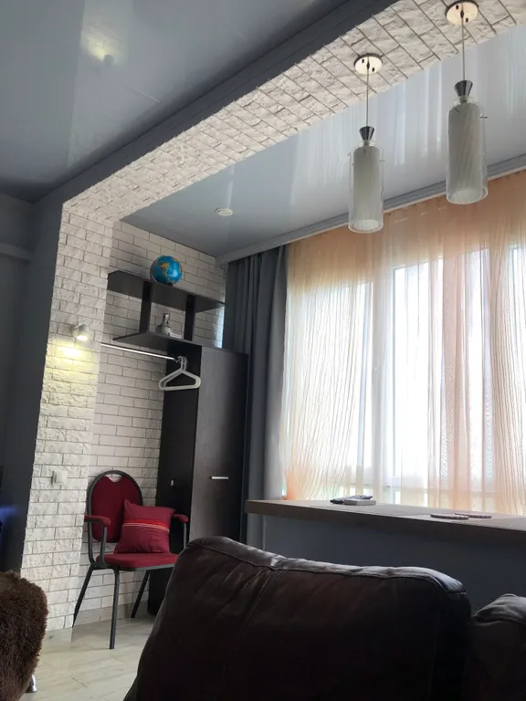 Двухкомнатная квартира с панорамными окнами