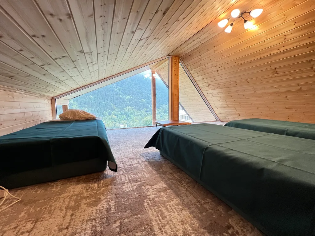 Большой дом Atlas Эльбрус в 20 минутах от поляны Азау